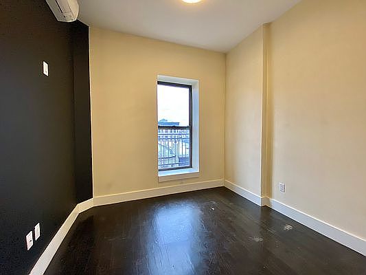 3rd image of 554 Eastern Pkwy #4S