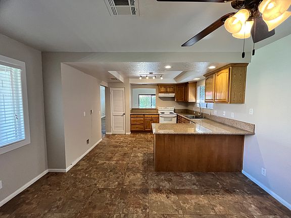 3rd image of 51780 Avenida Diaz