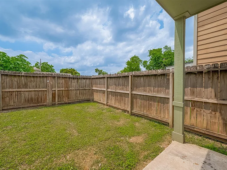 6623 Arabella St — Photo 31
