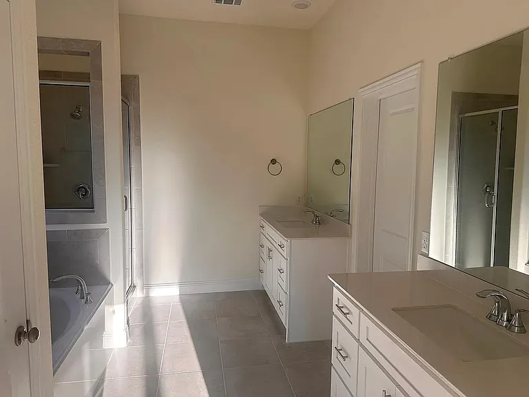 905 Tartane Dr — Photo 9