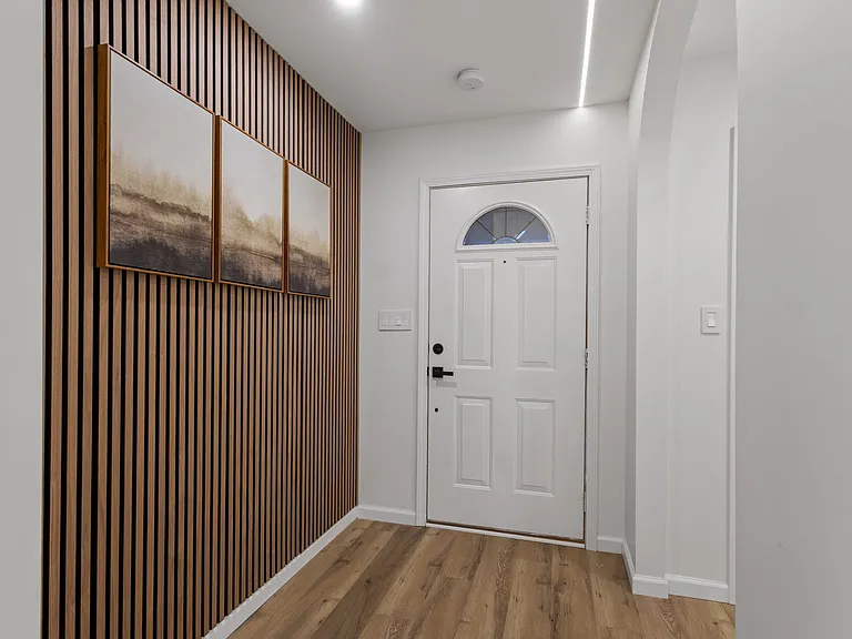 87 Park Ln — Photo 7