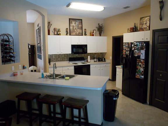 5th image of 1721 Arash Cir