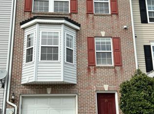 19 Bruce Dr, Charles Town, WV 25414