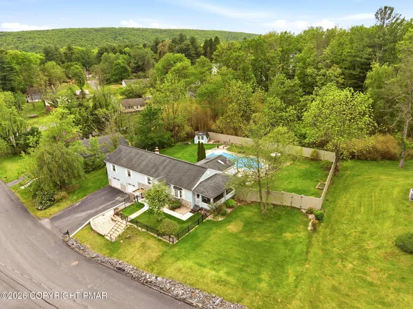 28 Tamaqua St, Tamaqua, PA 18252