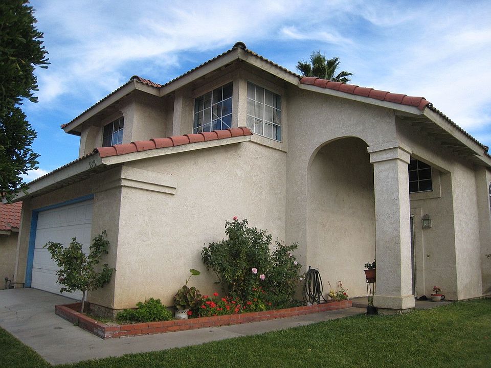 COMPLIMENTS OF PARK PLACE REAL ESTATE