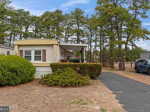 102 Beaver Ave, Whiting, NJ 08759