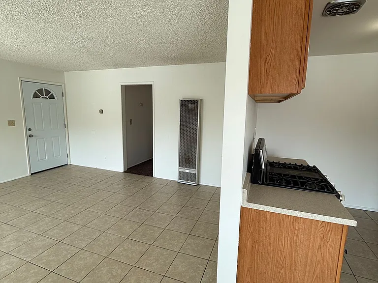 935 Springfield St #D — Photo 2