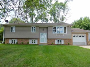 307 N Murphy Rd, Hanna City, IL 61536