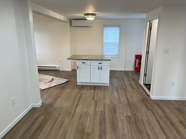 414 Main St #2