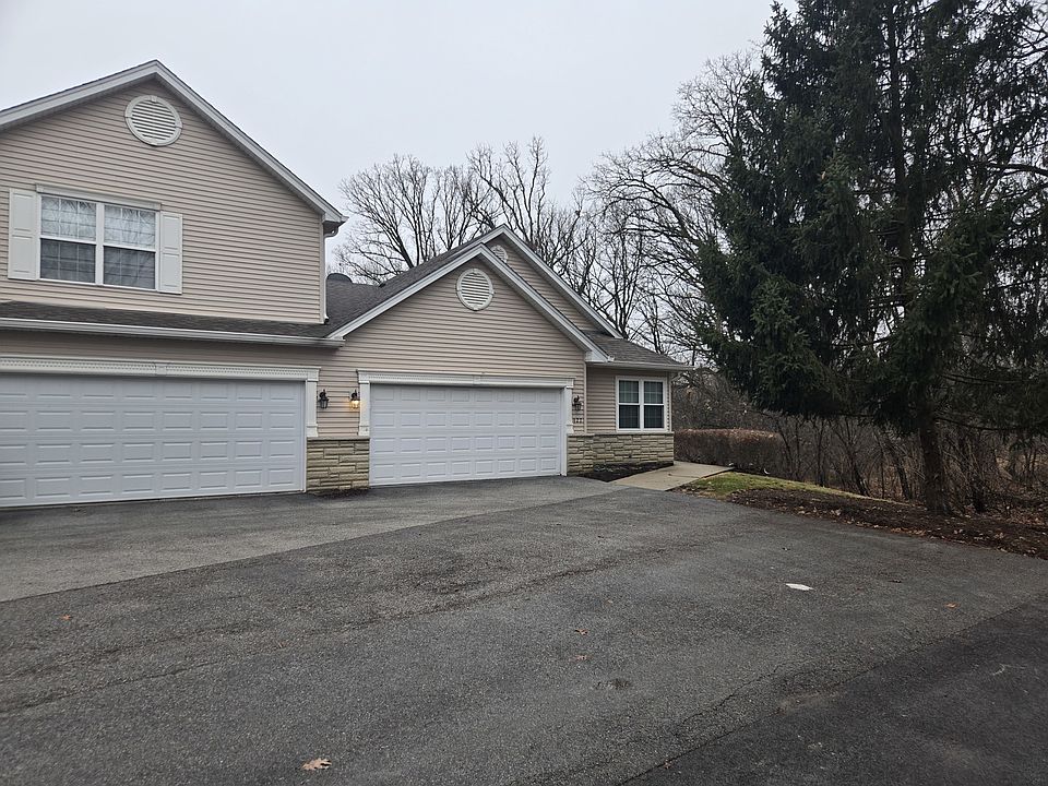 1st image of 927 Treeline Ct