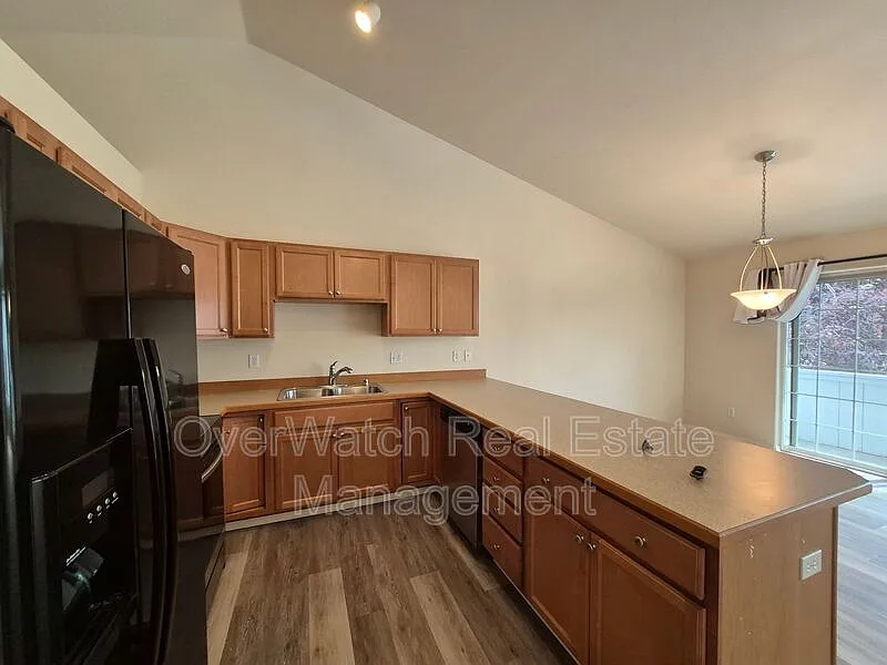 2 bed, 2.0 bath, 1443 sqft, $2,750 — Photo 4
