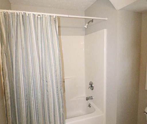 3rd image of 1224 Meadowbrook Blvd