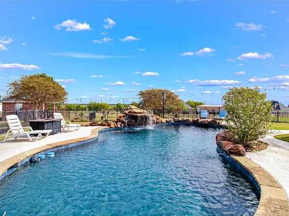 10288 Dennehy Dr, Forney, TX 75126