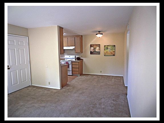 3rd image of 1241 Arnold Dr