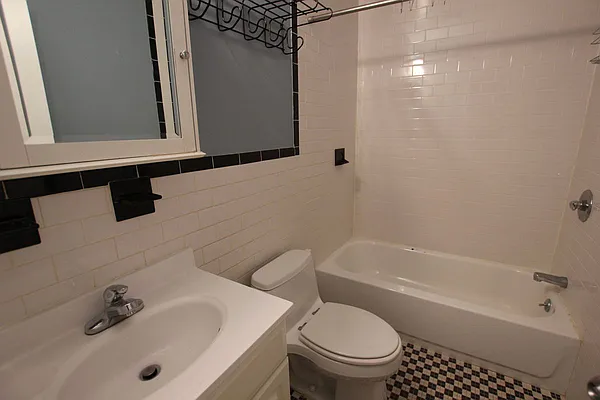 Rented by Bedford 6 Real Estate | media 13