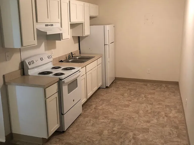 5044 N McKinley Rd — Photo 2