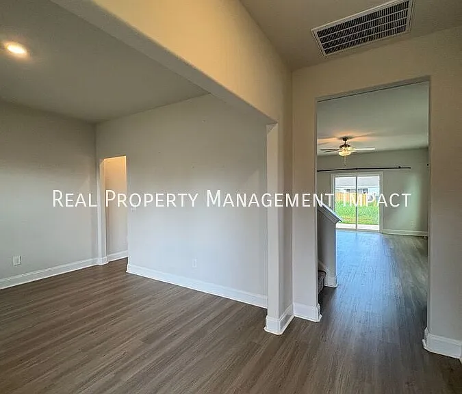 509 Southwick Pl — Photo 5