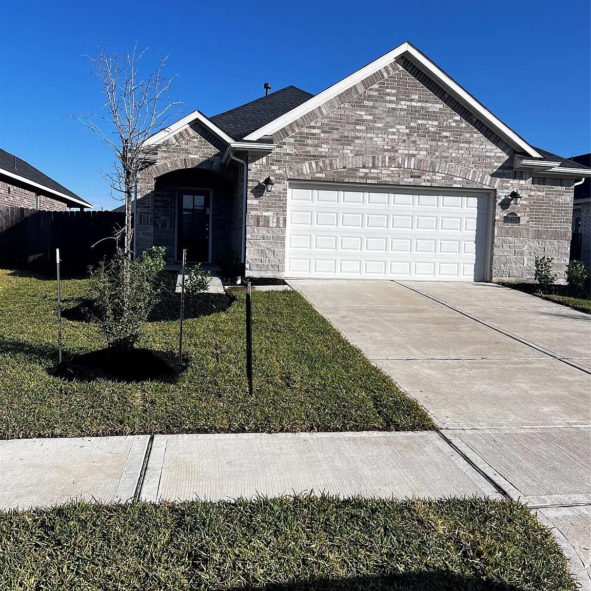 4 bed, 2.0 bath, 1650 sqft, $1,950 — Photo 3