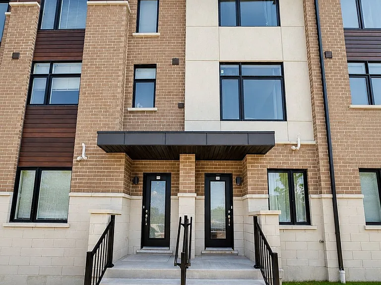1695 Dersan St #102 — Photo 20