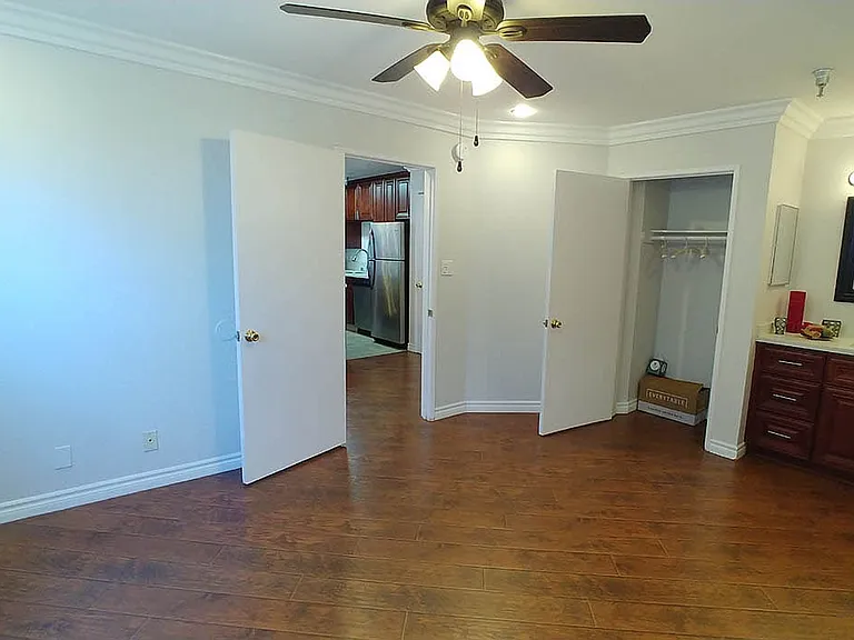 Five Star Suites — Photo 62