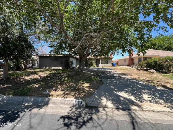 1103 W West Ave #J10, Lancaster, CA 93534