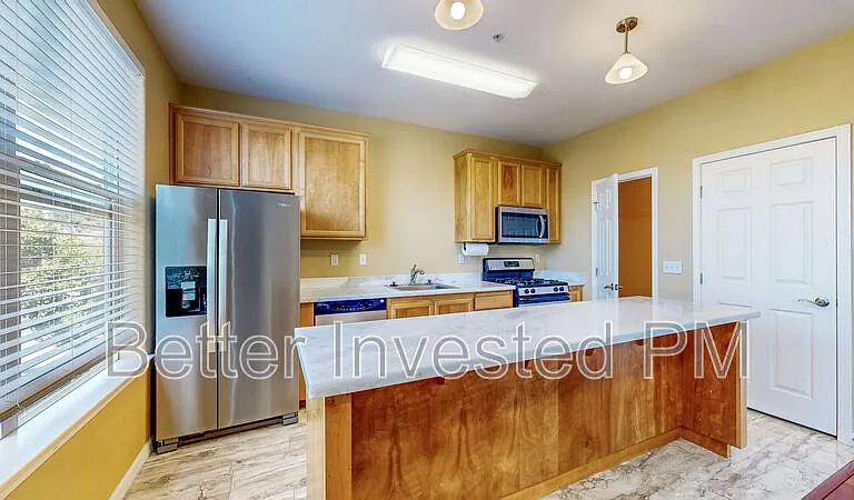 950 Campoy St #207 — Photo 8