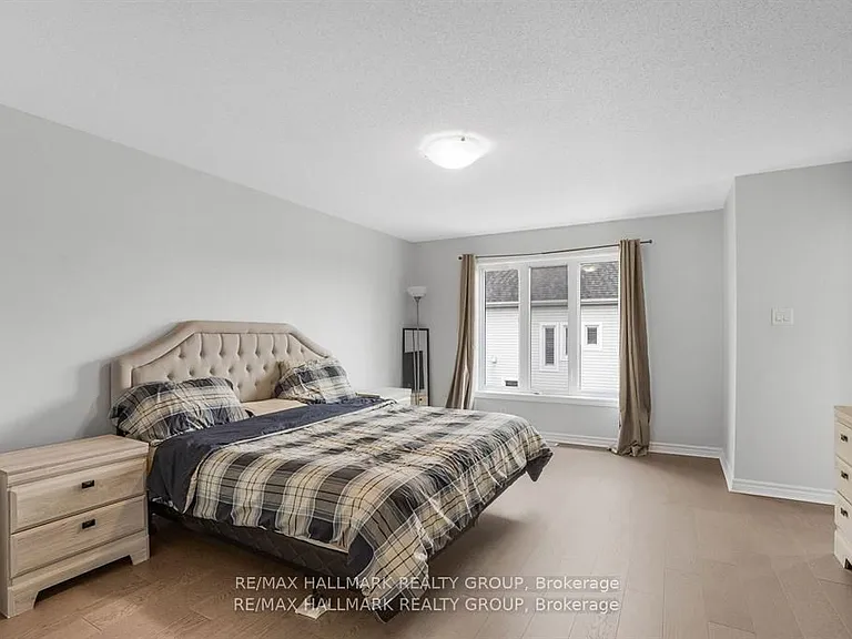 100 Lerta Way — Photo 15