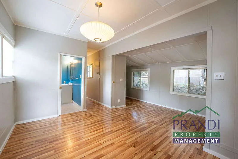 1 bed, 1.0 bath, 450 sqft, $2,350 — Photo 4