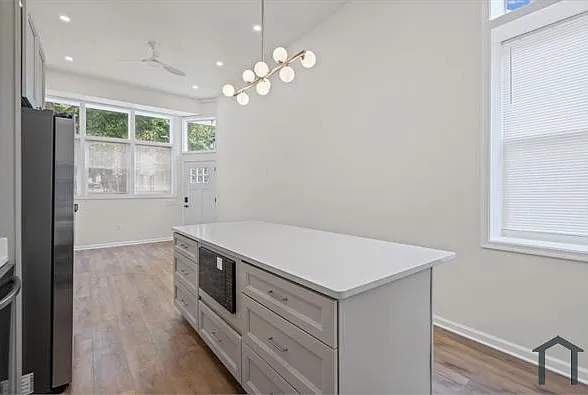 1723 E Lombard St — Photo 8