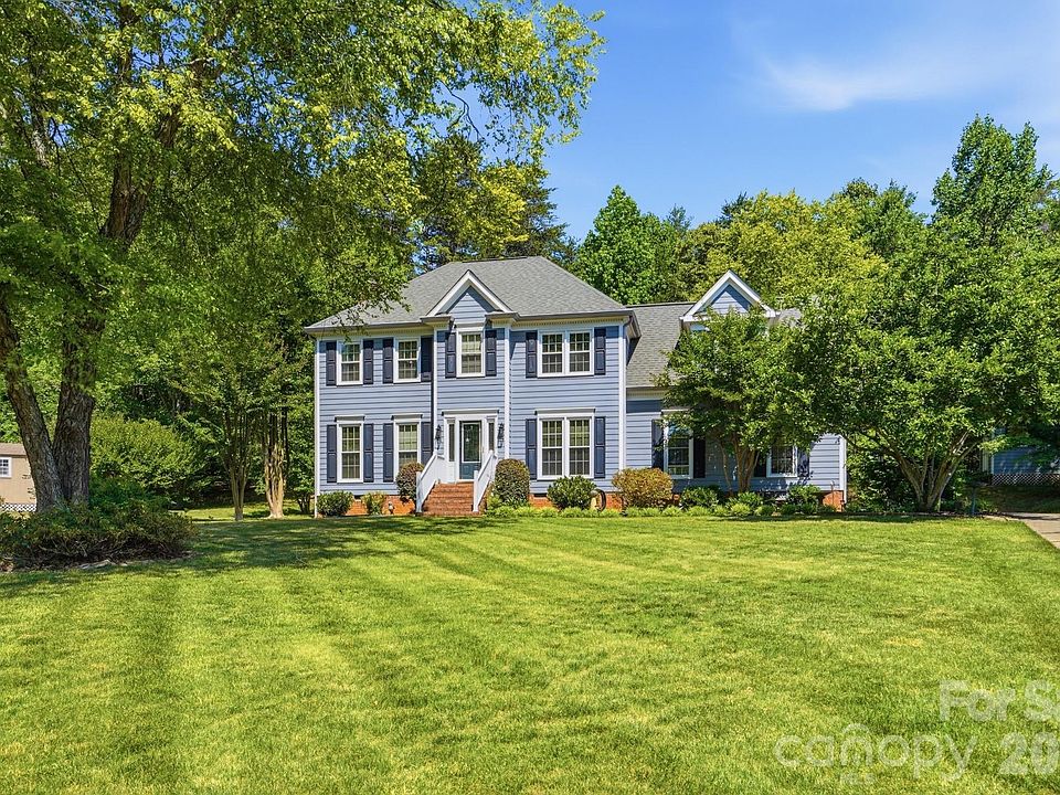 1st image of 269 Charter Oak Ct