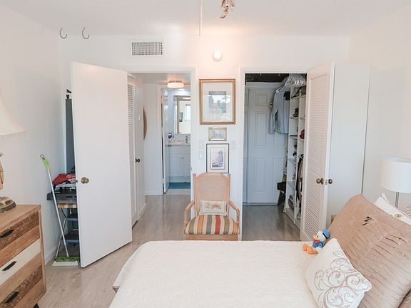 5th image of 2900 W Sunrise Lakes Dr #205