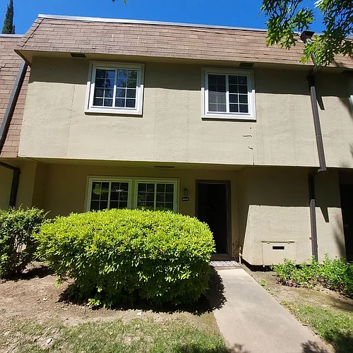 8883 Salmon Falls Dr #E Photo 1