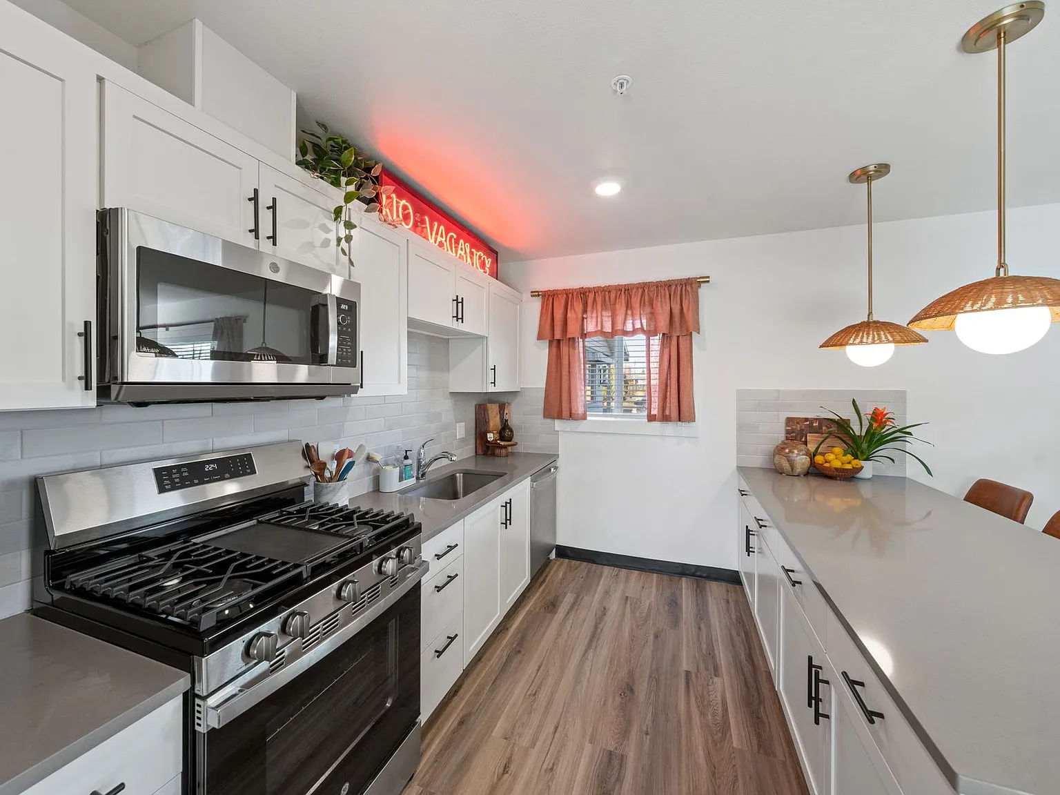 Nova Apartments — Photo 4