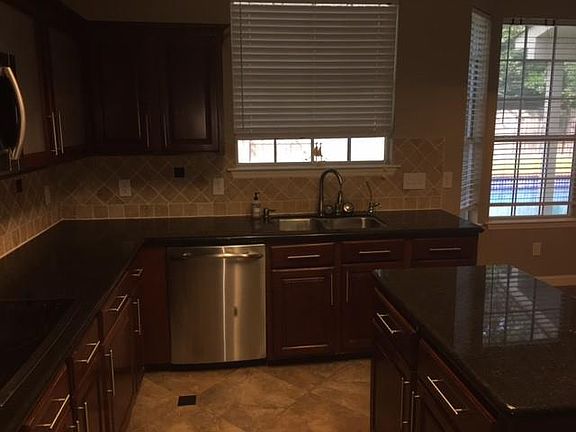 5th image of 18010 Stoney Glade Ct