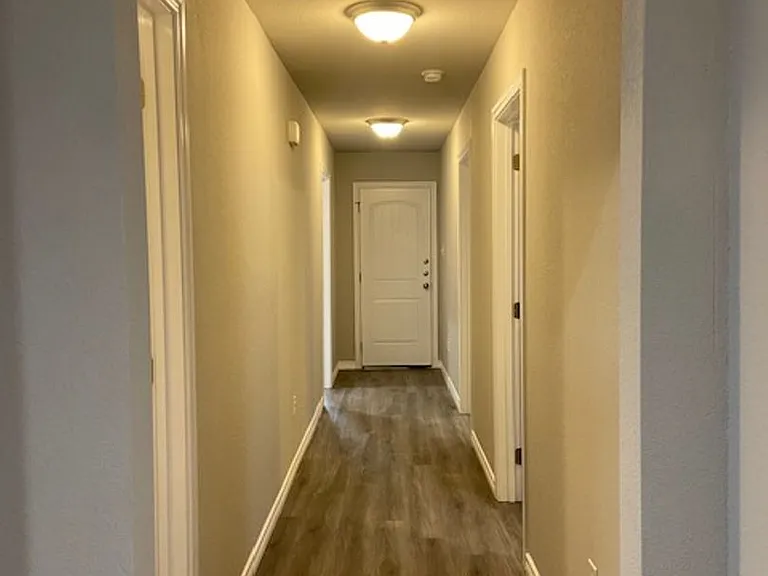2842 Melissa Ln — Photo 10