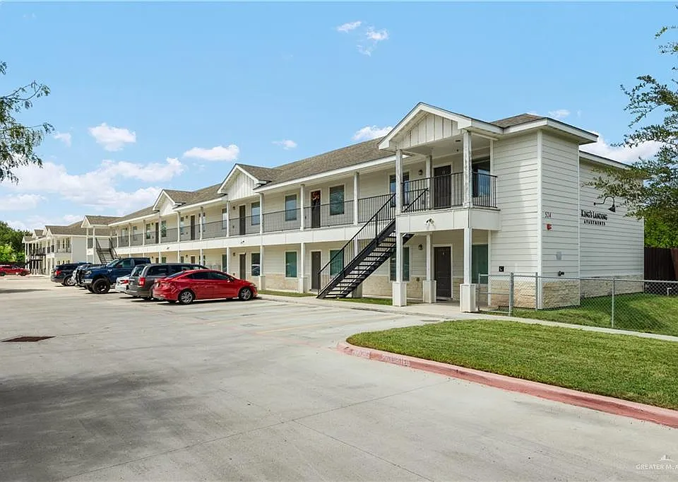 524 S King Rd #9