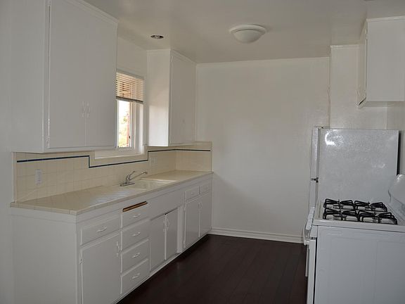 3rd image of 3773 Military Ave #6