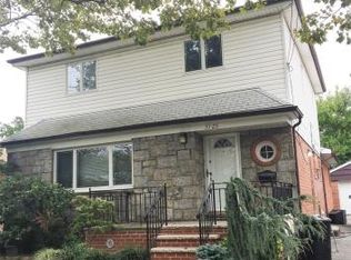7125 171st St, Fresh Meadows, NY 11365