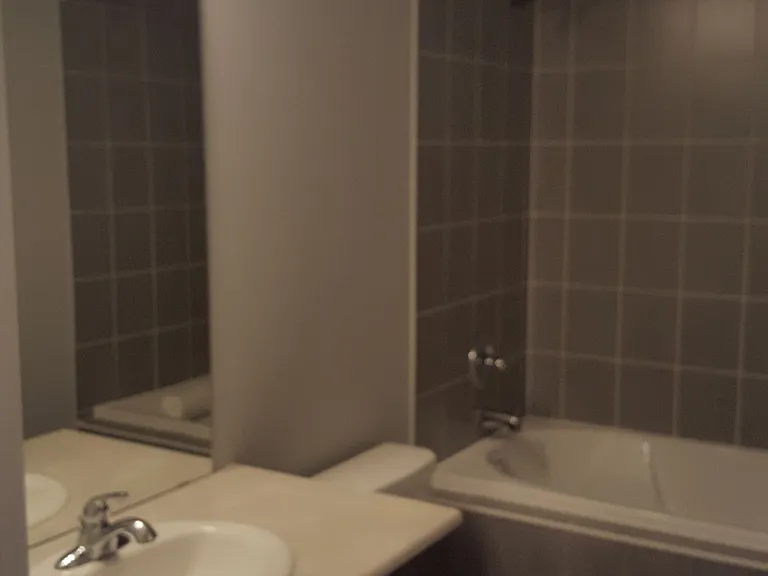 30 Isherwood Cres — Photo 8