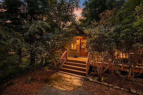 361 Wyanoak Rd Photo 1