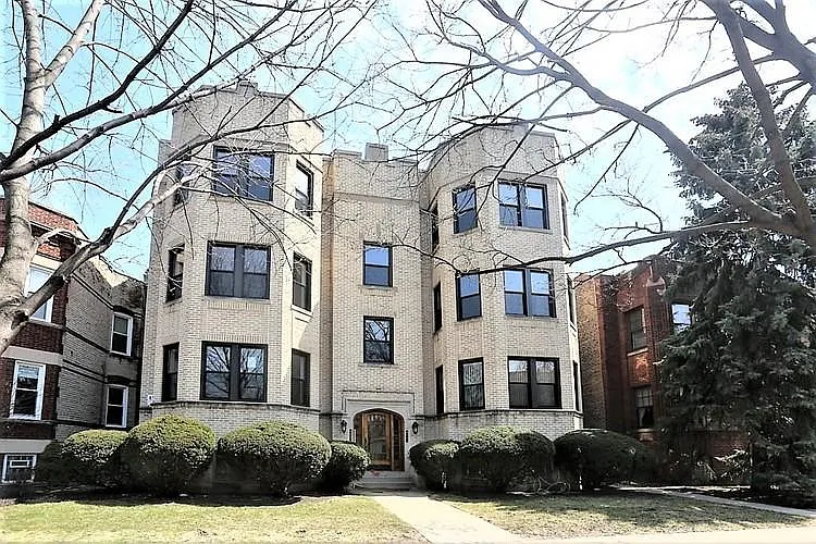 4445 N Rockwell St #3 — Photo 22