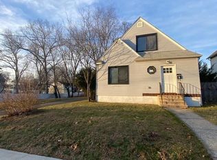 1260 S 9th St, South Plainfield, NJ 07080