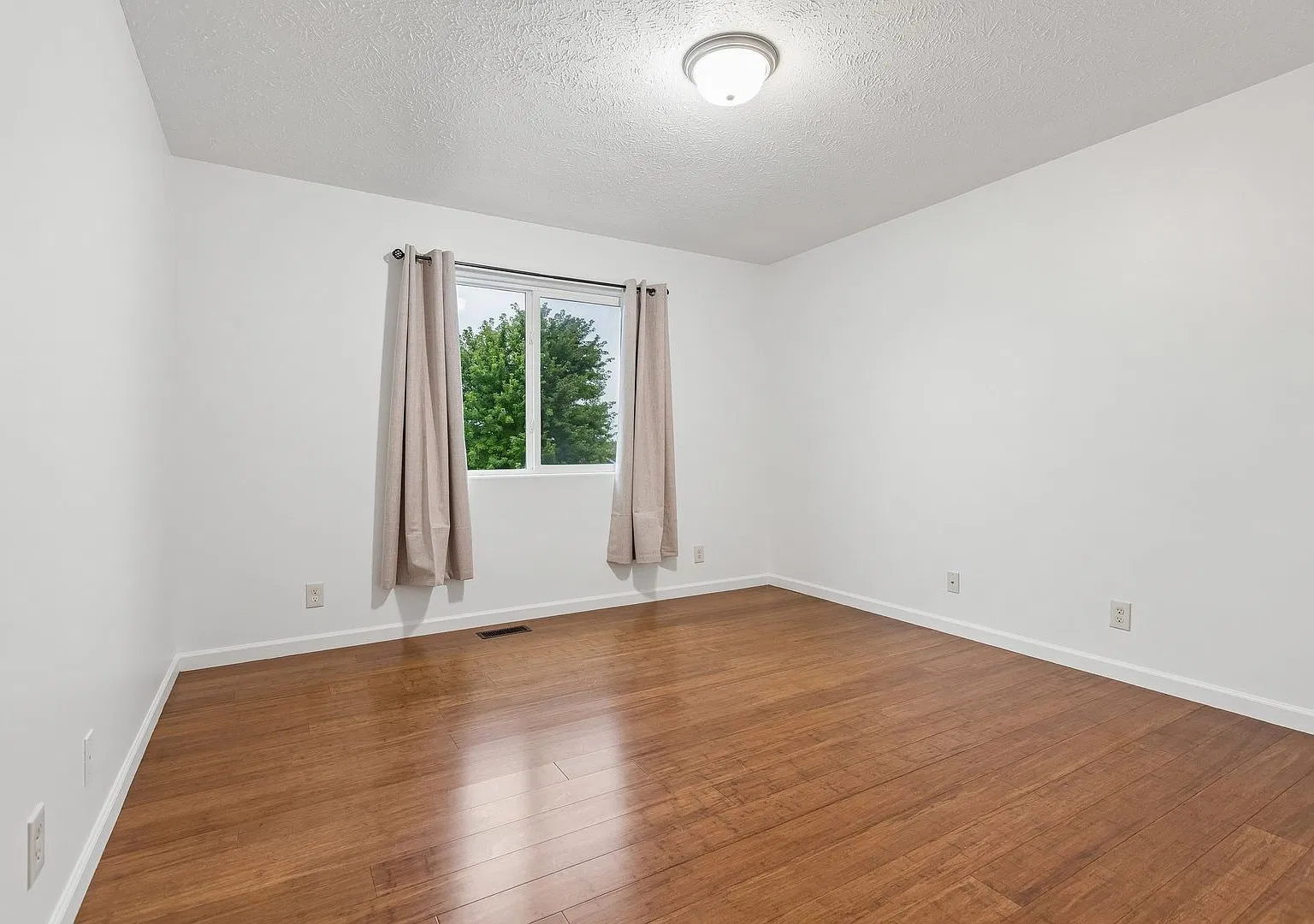 Bright & Inviting 2-Bedroom Home with Garage — Photo 4