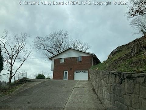 2nd image of 1615 Whitney St