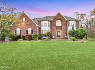 19 Susie Lane, Jackson, NJ 08527