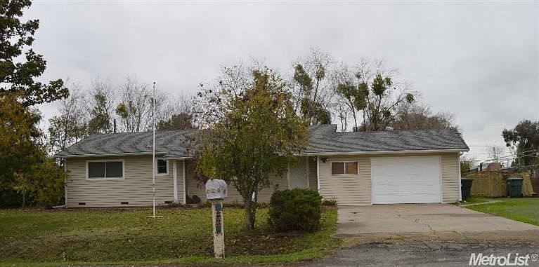 1st image of 4825 Palomino Ln