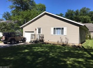 320 Ironwood Rd, Huron, OH 44839