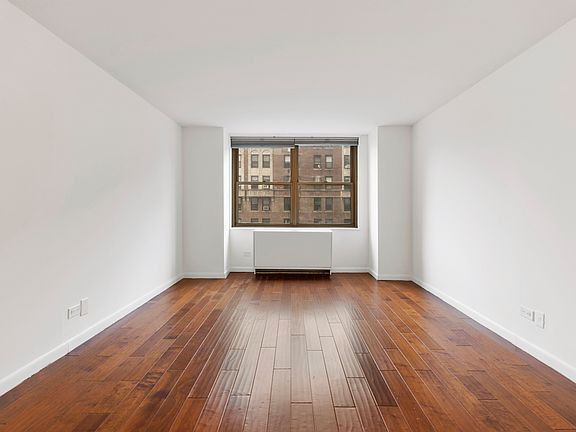 5th image of 301 E 79th St APT 14K