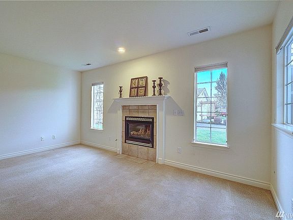 4th image of 2814 Wilton Ln E