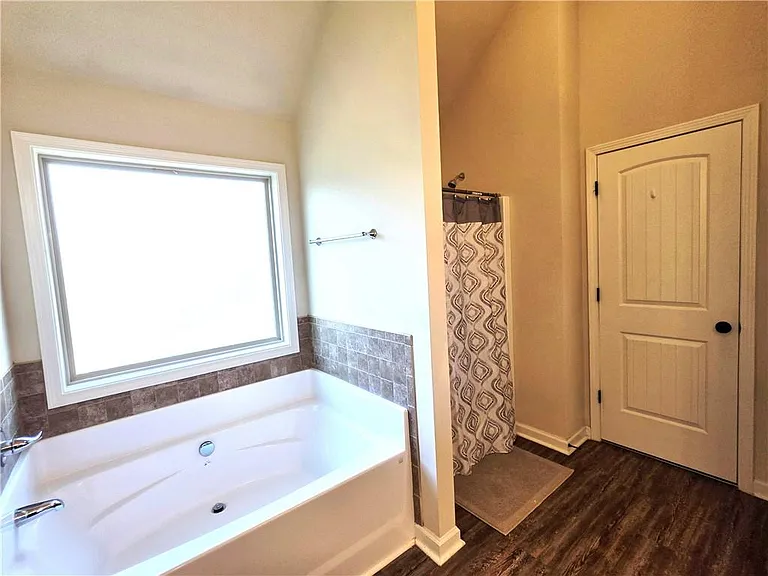 9025 Holder Rd — Photo 12